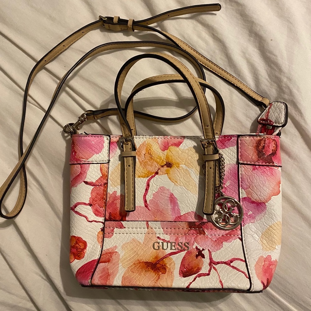 Guess floral mini purse FREE SHIPPING